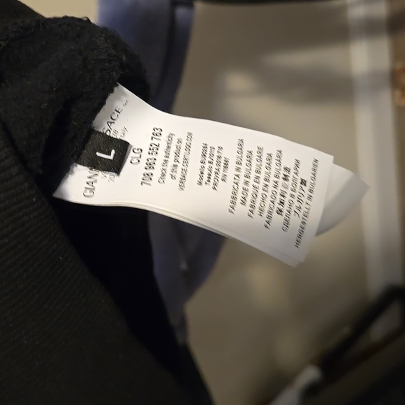 Men's Versace Versus Lion's Head Hoodie - Picture 4 of 7